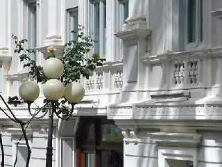 Flora Отель