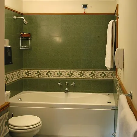 Flora 4* Фраскати