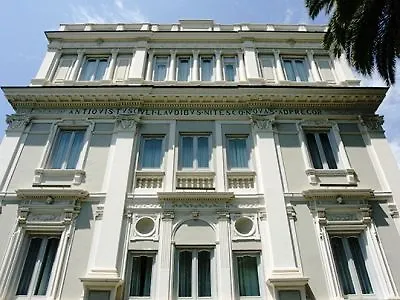 酒店 弗洛拉酒店